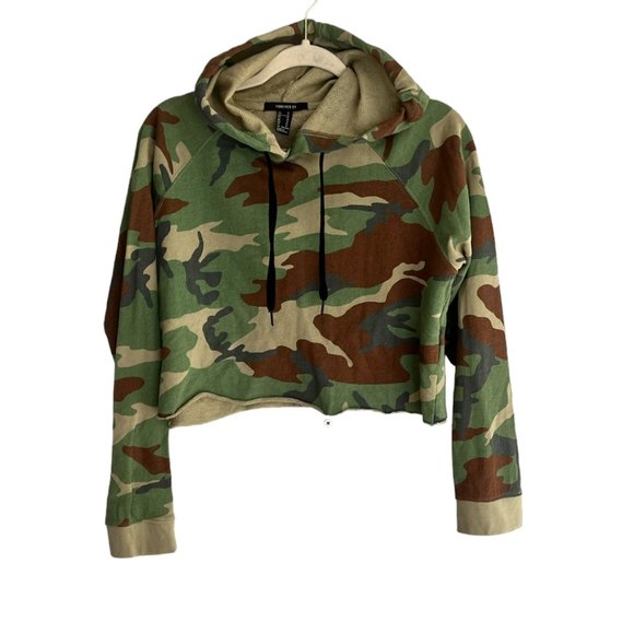Women's Forever 21 Camouflage Cropped Drawstring Hoodie Size Medium - Picture 2 of 5